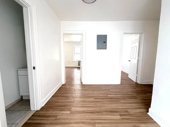 130 Highland Ave #2W, Yonkers, NY 10705