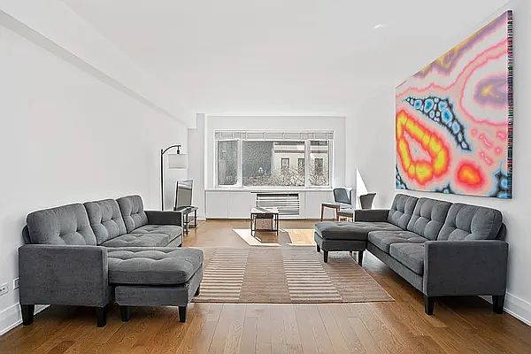 1st image of 211 E 51st St APT 4B
