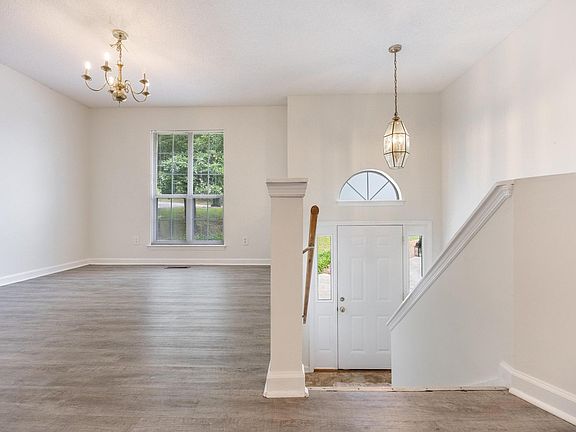 5th image of 6836 Ridge Creek Dr