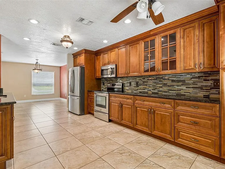 15109 Springview St — Photo 5