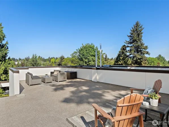 8424 24th Avenue SW, Seattle, WA 98106