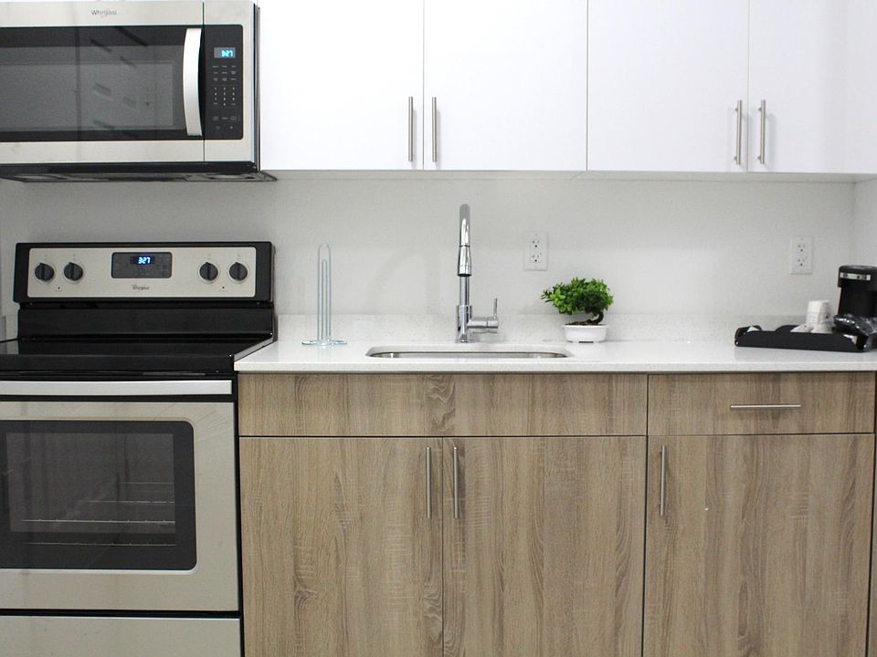 1st image of 971 W Flagler St APT 14