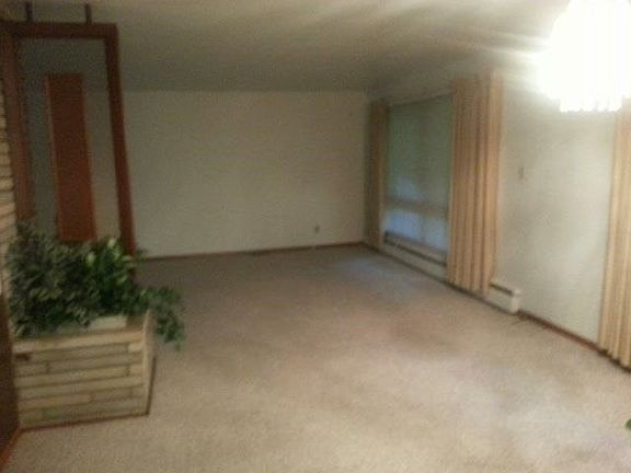 3rd image of 3109 S Hoyt Ave
