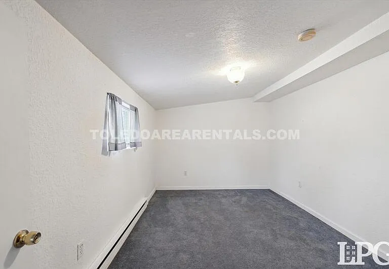 2129 Nevada St — Photo 14