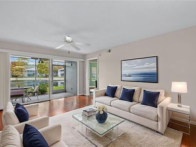 815 New Waterford DR #C102, Naples, FL, 34104