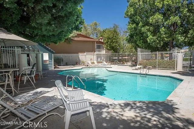 2438 Pleasant Way — Photo 25