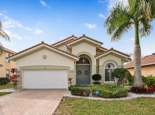 1938 Par Dr, Naples, FL 34120