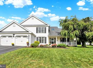1113 Stonehenge Dr, Reading, PA 19606