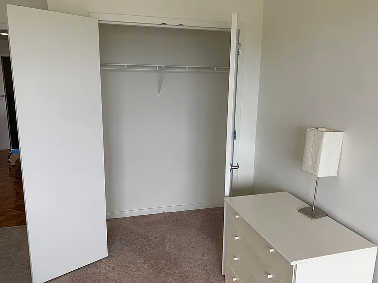 110 Somerset St #2104 — Photo 16