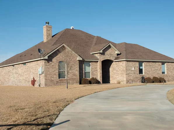 11 Charmain Rd, Dumas, TX 79029