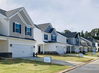 111 Pine Ln, Simpsonville, SC 29681
