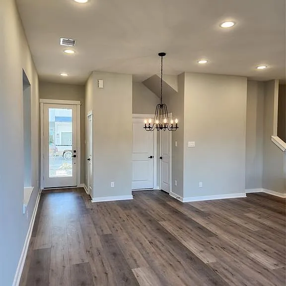 6714 Parker Grove Ln — Photo 6