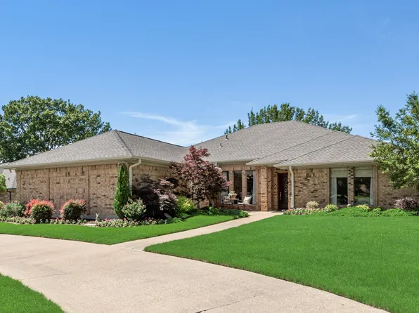 1330 Champions Dr, Rockwall, TX 75087