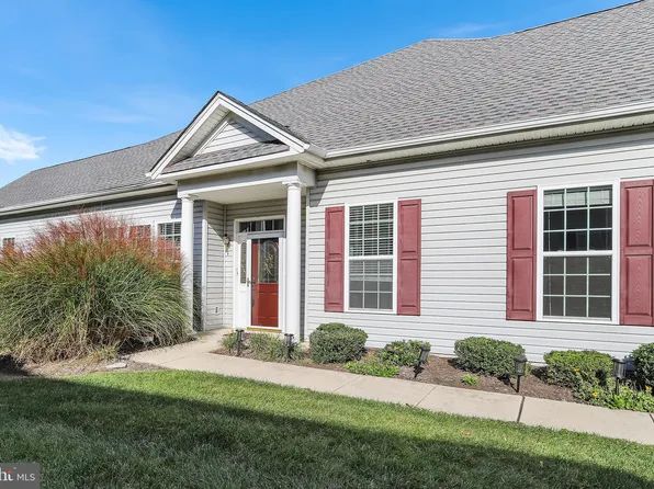 1618 Boxwood Rd, Garnet Valley, PA 19060