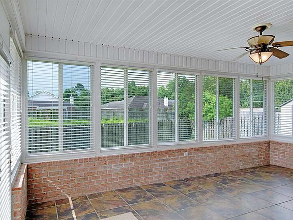 3rd image of 1653 Cedrus Ln