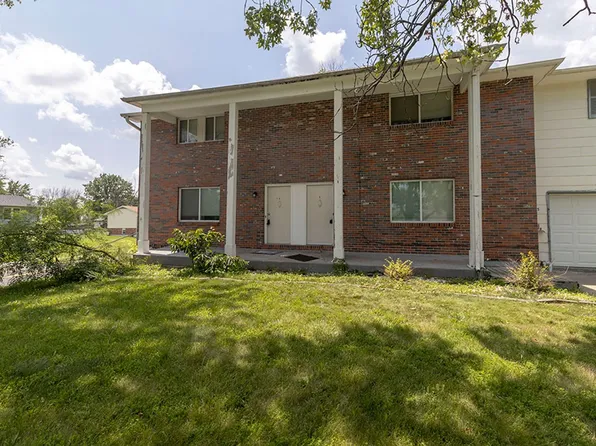 1305 N Golf Blvd #A, Columbia, MO 65202