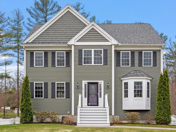 18 Boutwell St, Wilmington, MA 01887