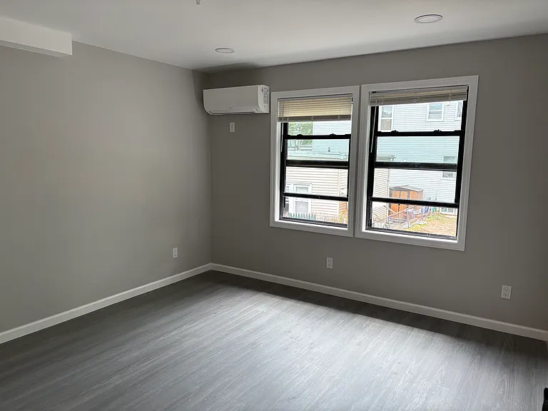 71 Franklin St #1A — Photo 3
