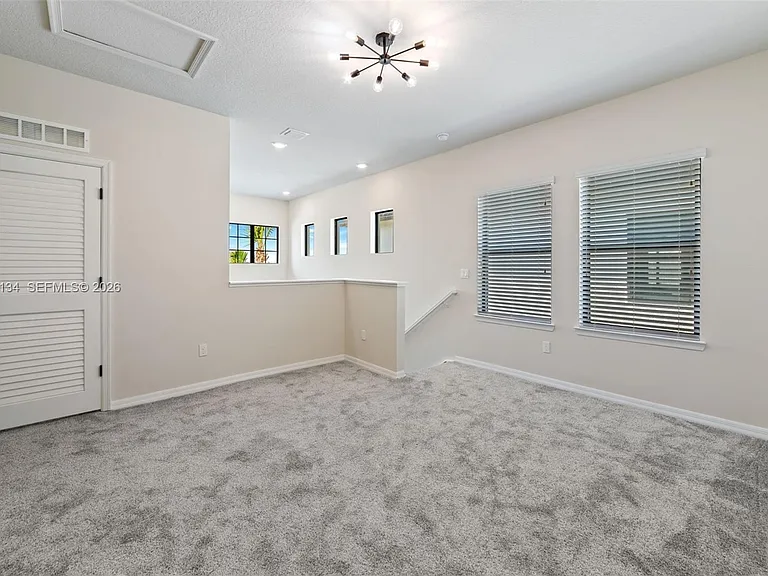4470 Waterside Dr — Photo 15