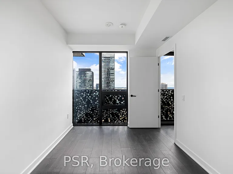 55 Charles St E #3101 — Photo 12