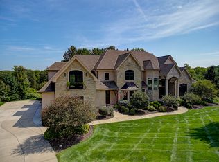 386 Legend Vw, Wales, WI 53183