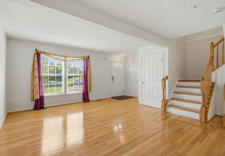514 Sourghum Ct — Photo 2