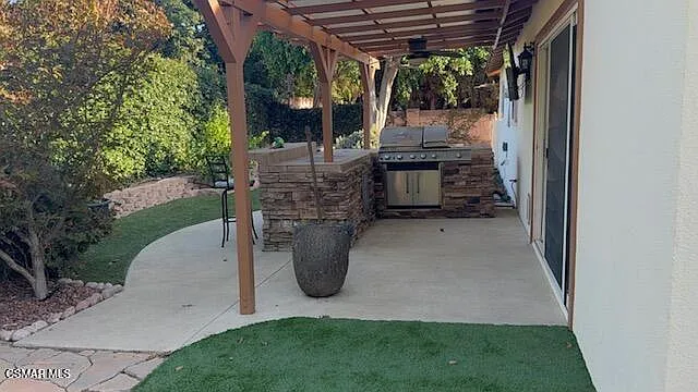3 bed, 1244 sqft, $3,900 — Photo 2