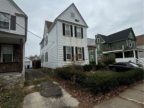 2nd image of 1809 Willowdale Ave