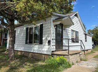 917 Johnson St, Streator, IL 61364