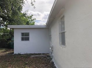 166 NW 68th Ter #166, Miami, FL 33150