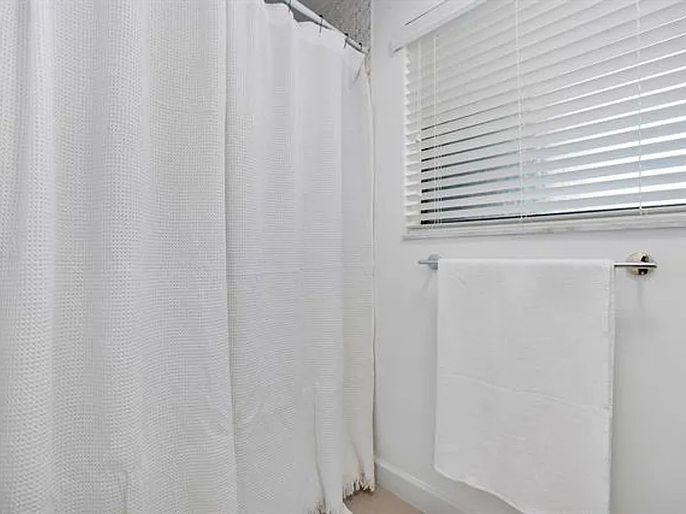 9717 N New River Canal Rd #409 — Photo 29