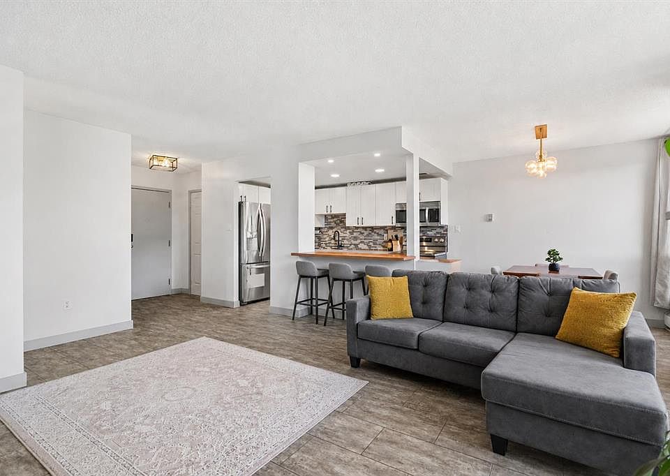1st image of 1334 NE 14th Ave SW #505