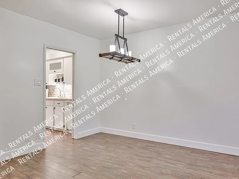 1107 W Osborn Rd #206 — Photo 5