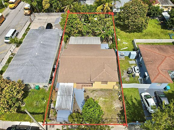 4th image of 2395 SW 2nd St