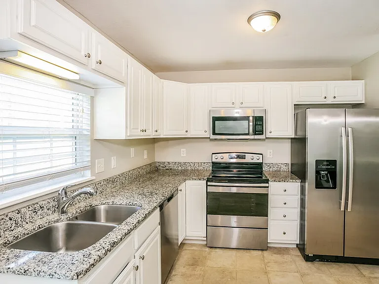 7414 Angus Way — Photo 6