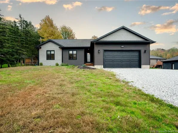 168 Vincent Rd, Quispamsis, NB E2E 1P5