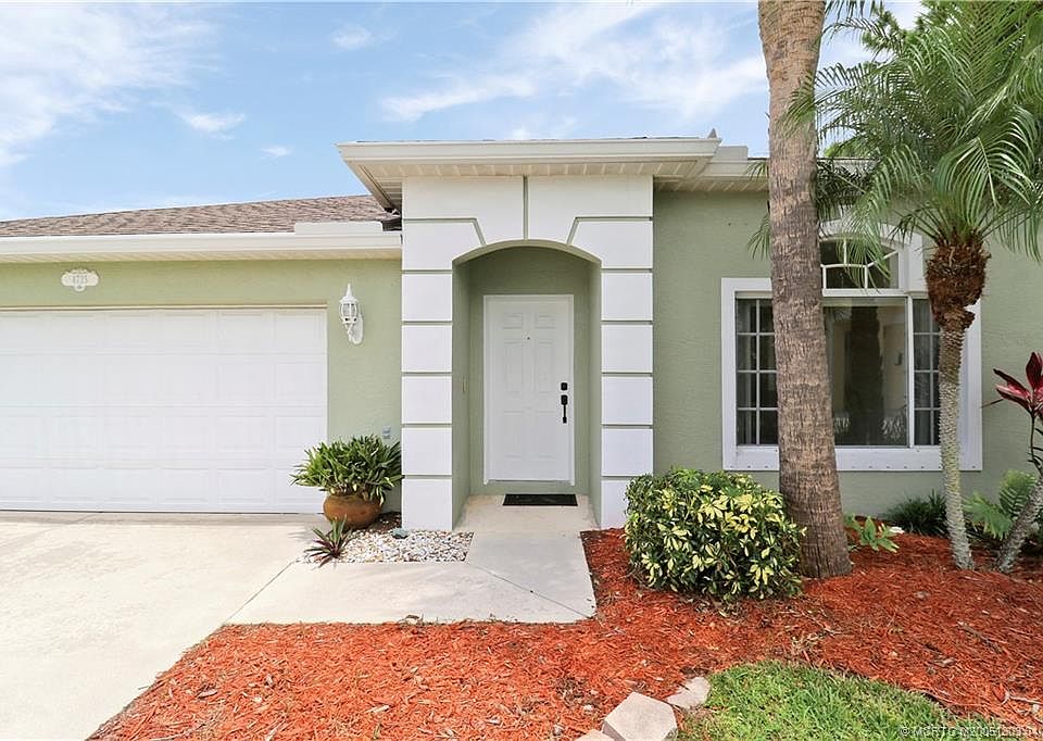 1st image of 4735 SE Winter Haven Ct
