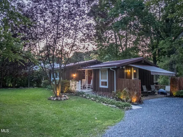 1216 Rosehill Dr, Altoona, PA 16602