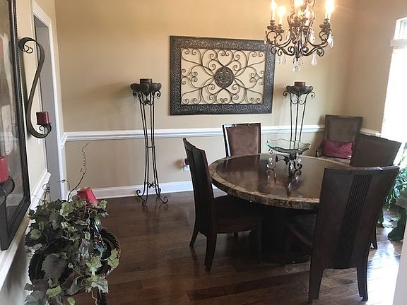 3rd image of 3300 River Grove Cir