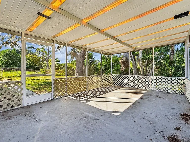 Hilldale Rd — Photo 10