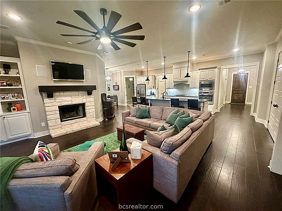3rd image of 4123 Wild Creek Ct