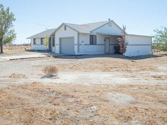 3rd image of 5902 Margaritha Ln