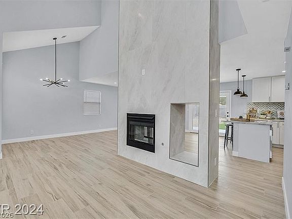 4th image of 214 Pocahontas Ct