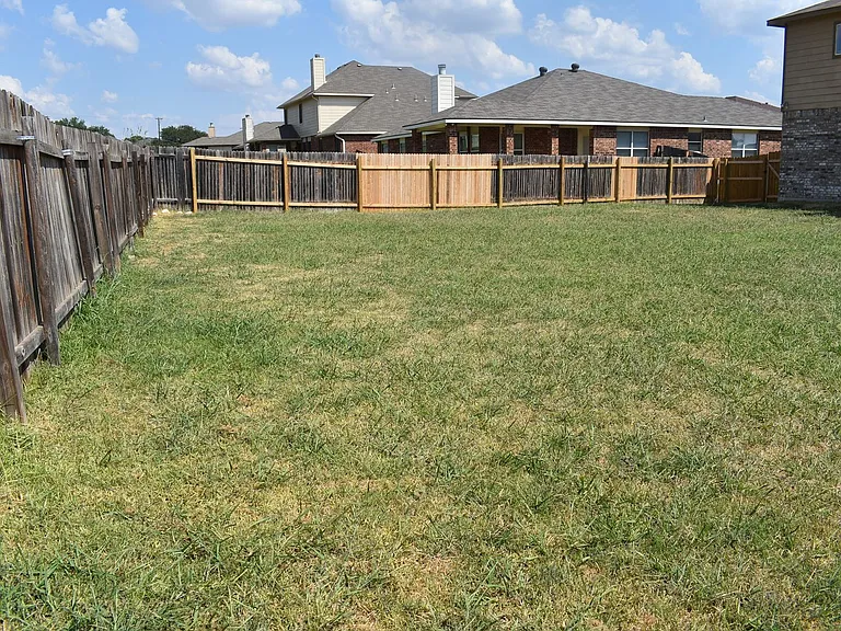509 Lakota Ln — Photo 41