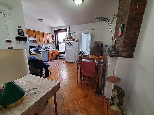 1st image of 326 Lafayette Ave APT 3