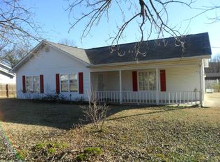 217 N Vine Ave, Mountain View, AR 72560