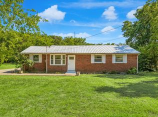 304 Starlight Dr, Nashville, TN 37207