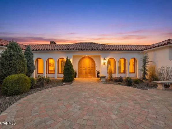 214 Observation Dr, Yakima, WA 98901