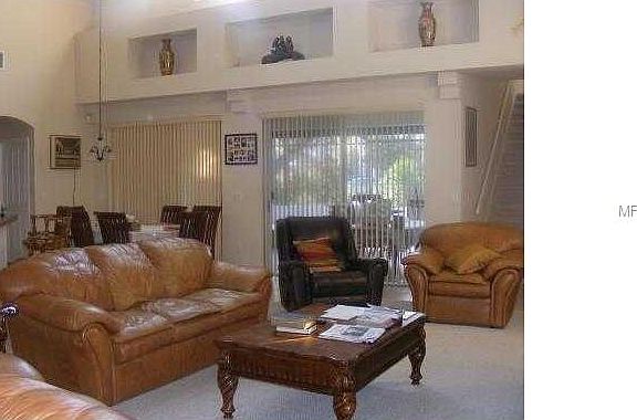 4th image of 2009 Wexford Green Dr