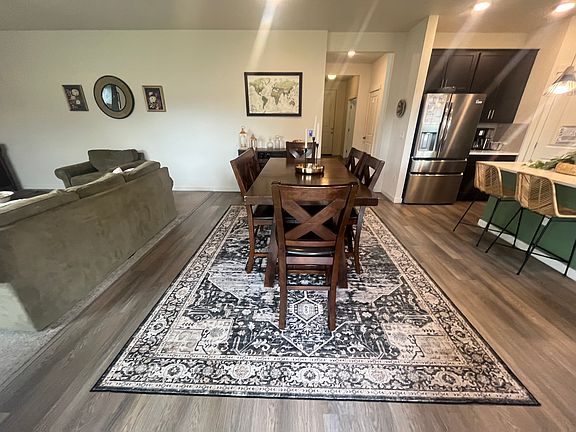 Dining Room. Open floor concept.